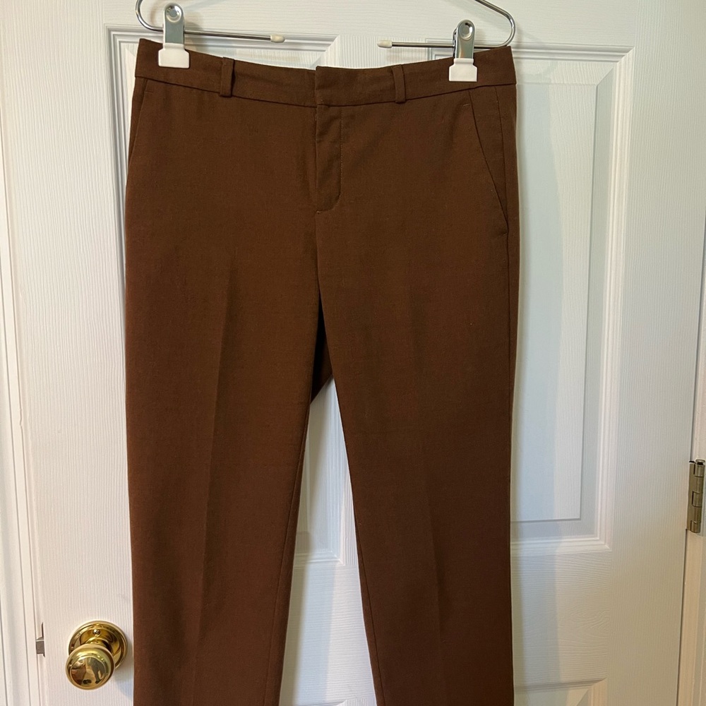 Banana Republic size 4 Hampton Fit pants